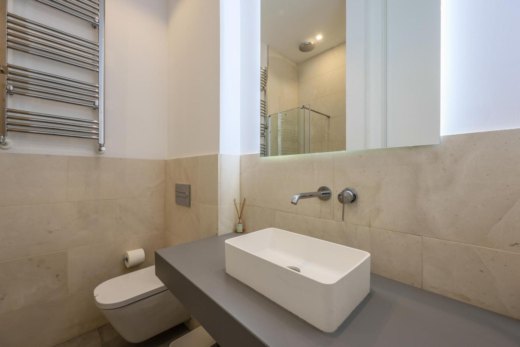 En El Corazon De Madrid, Casa Moderna Leilighet Eksteriør bilde